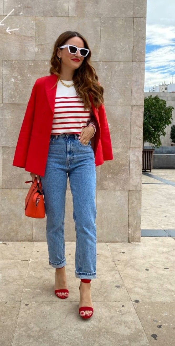 Outfit en color rojo para primavera
